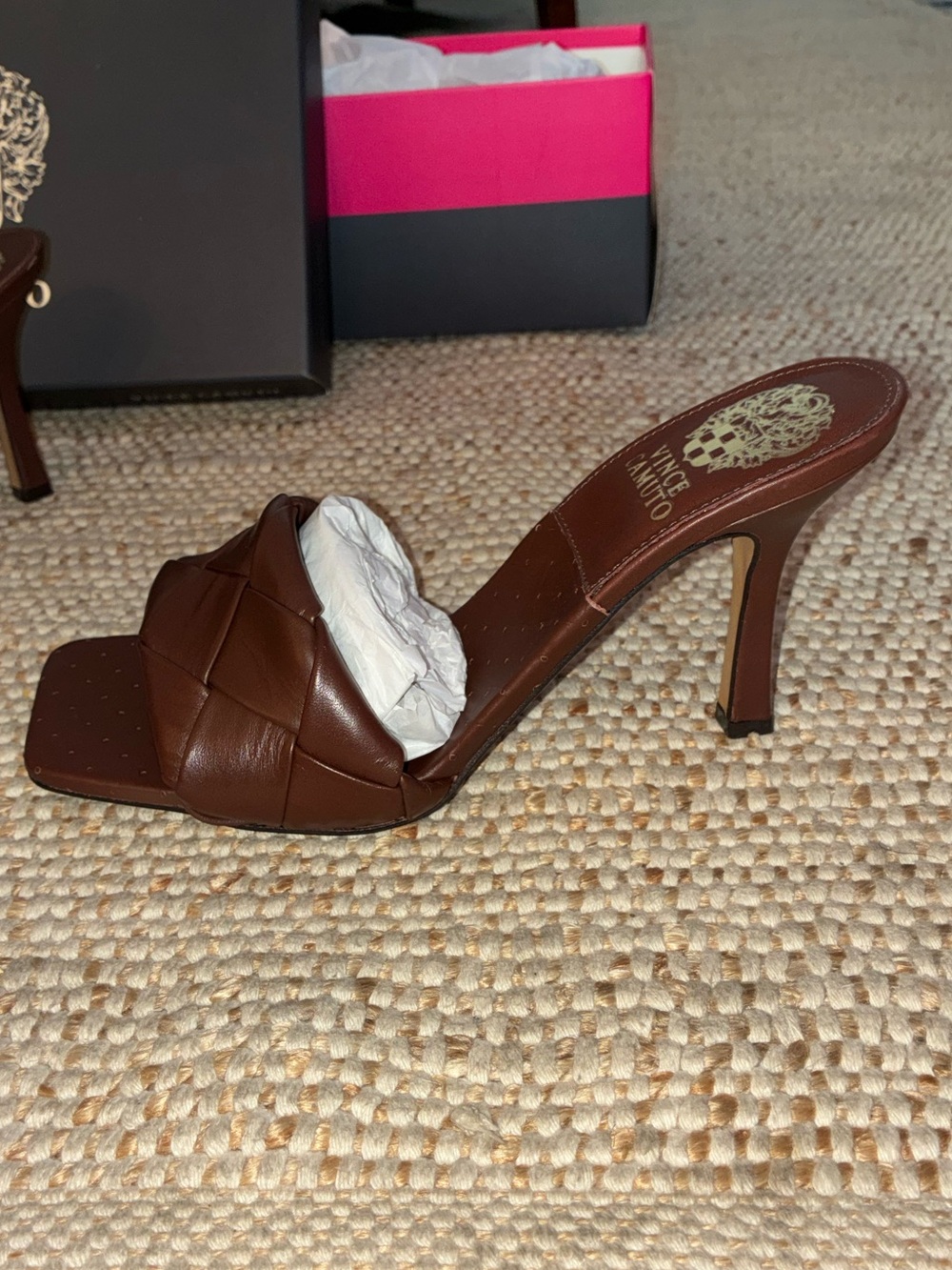 NWT Vince Camuto Brown Leather Slide Heels Size 8 Square Toe Designer Sandals - Picture 11 of 13